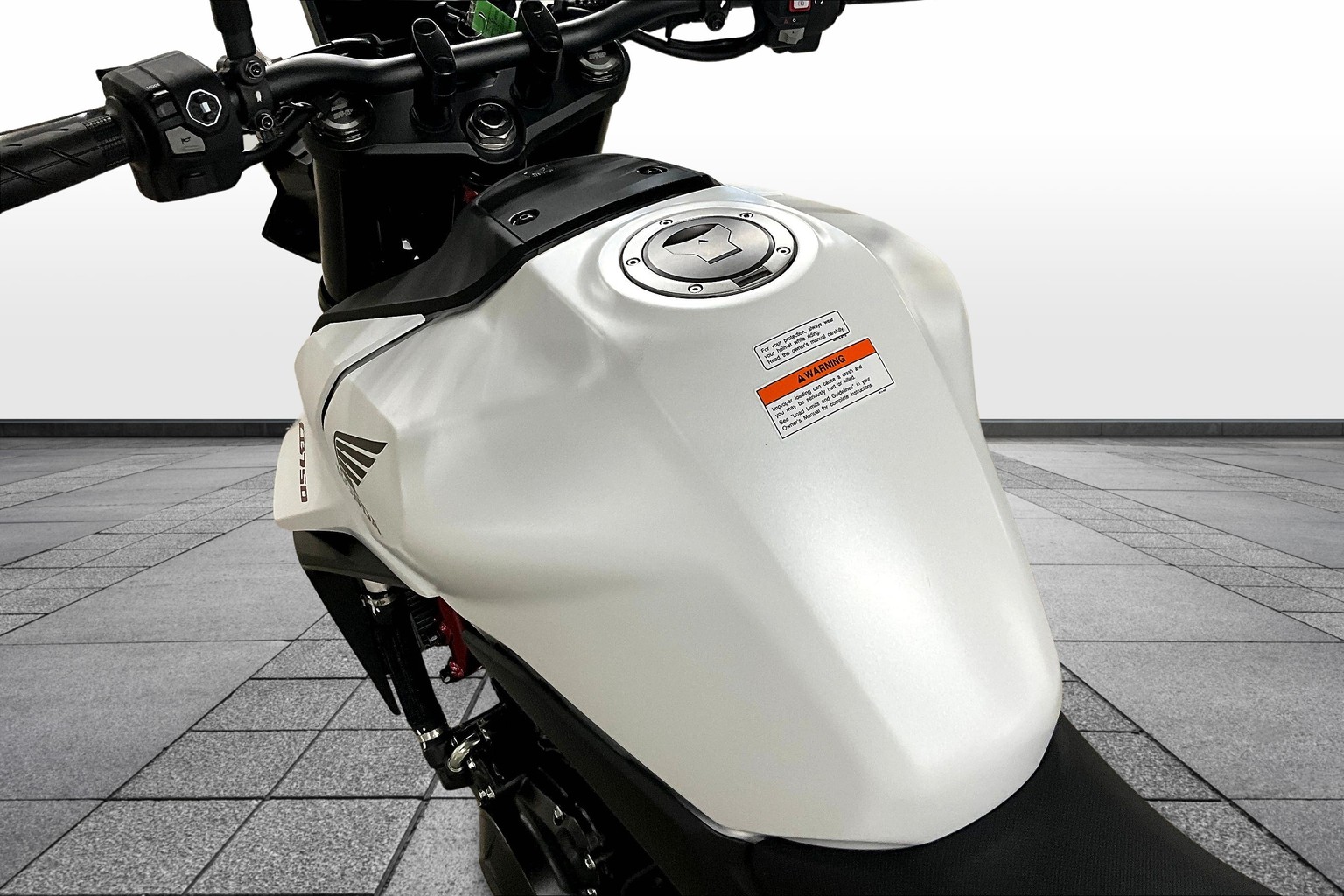 2025 Honda® CB750 Hornet | McGrath Powersports